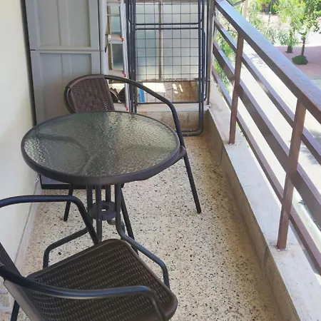 Mirka's House Apartment *